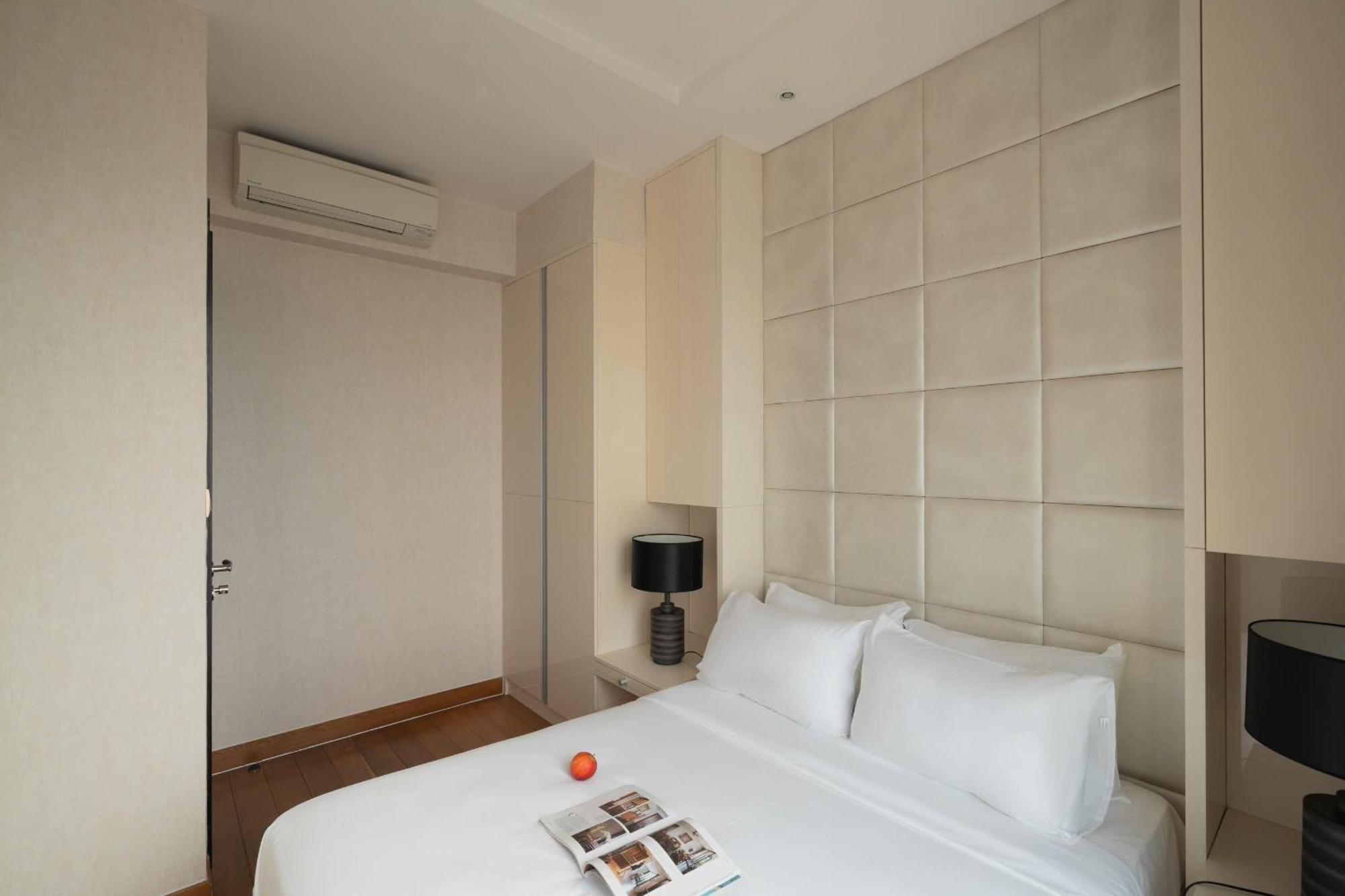 Minimalist Muse 3brs X 3beds View River X